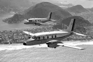 Avião Bandeirante, o primeiro desenvolvido e fabricado pela Embraer, em São José dos Campos